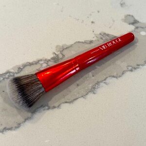 Sephora VIB Rouge #56.5 Pro Mini Flawless Airbrush Mini Foundation Brush Red